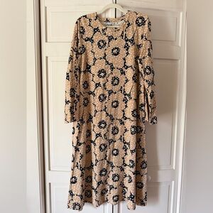 Marimekko EUC Beige and Black Floral Long-Sleeve Midi Jersey Dress